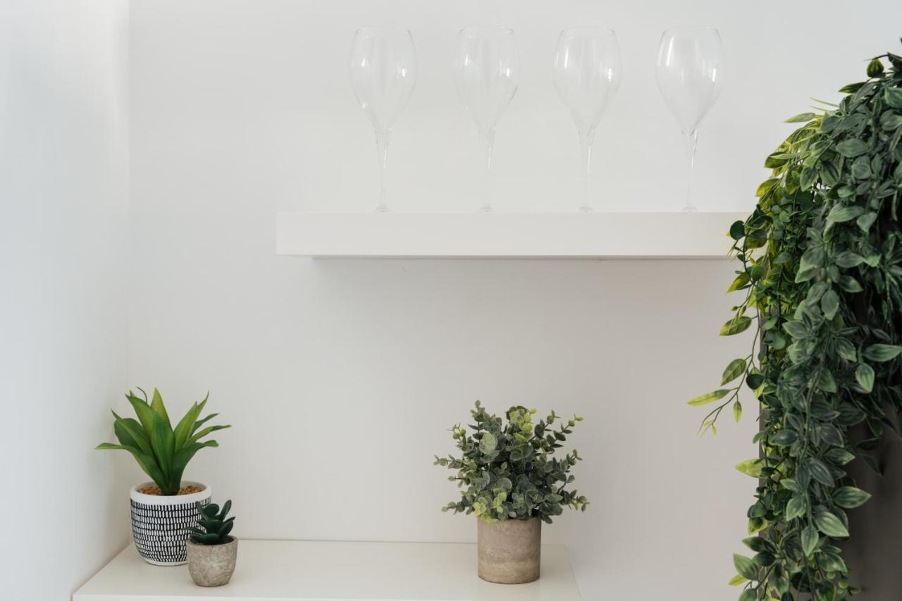 Stunning & Stylish 2 Bed Flat In West London Apartment Екстериор снимка